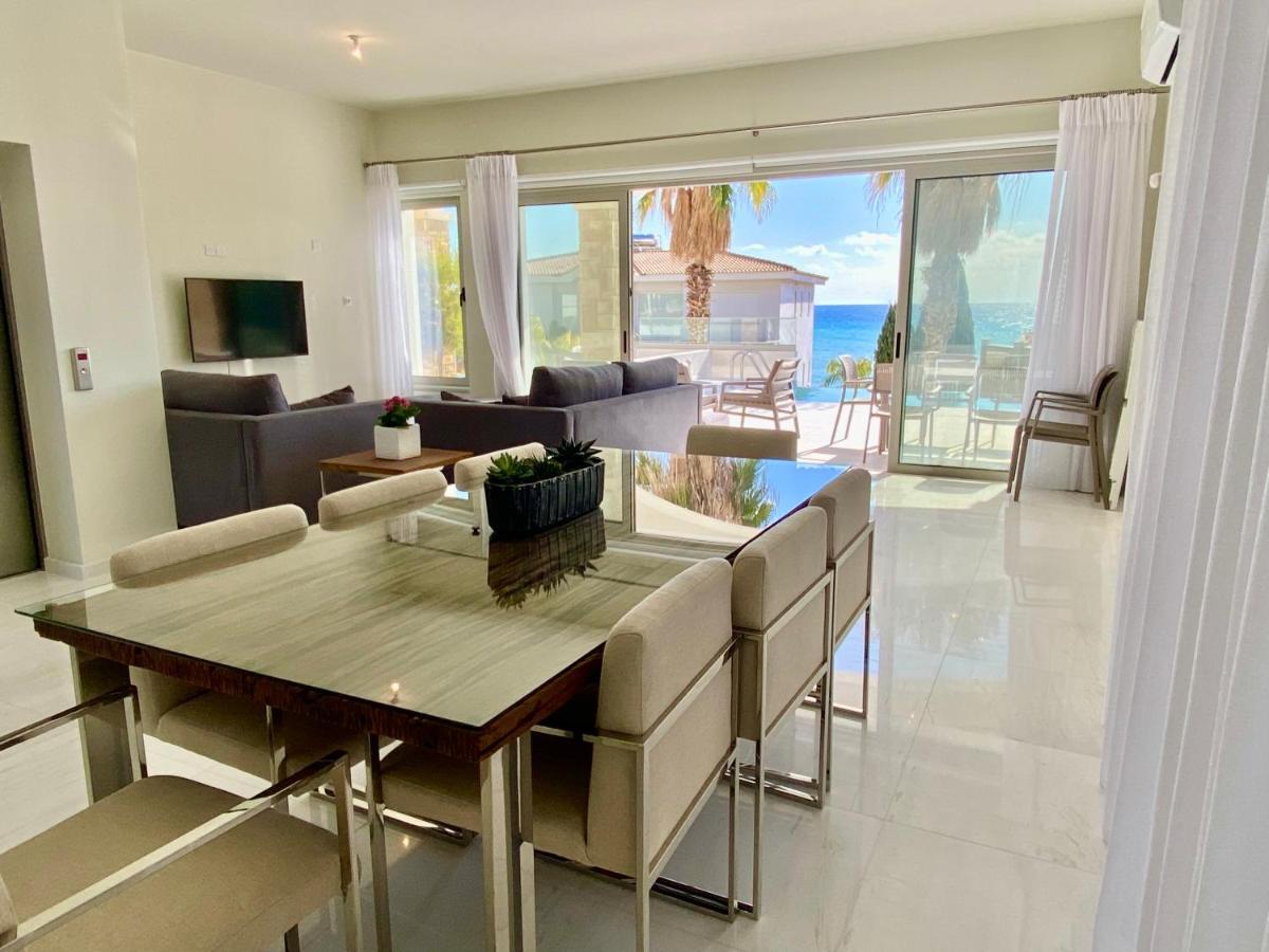 Coral Bay Beach Villa Paphos Exteriér fotografie